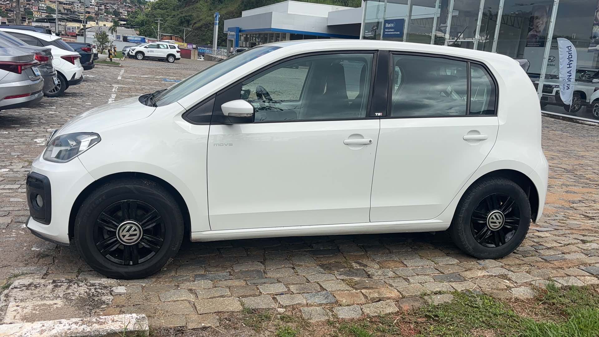 VOLKSWAGEN UP 1.0 TSI MOVE UP 12V FLEX 4P MANUAL