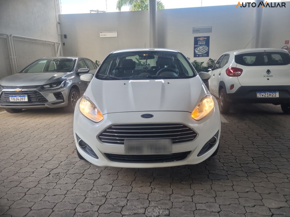 FORD FIESTA 1.6 SE SEDAN 16V FLEX 4P POWERSHIFT