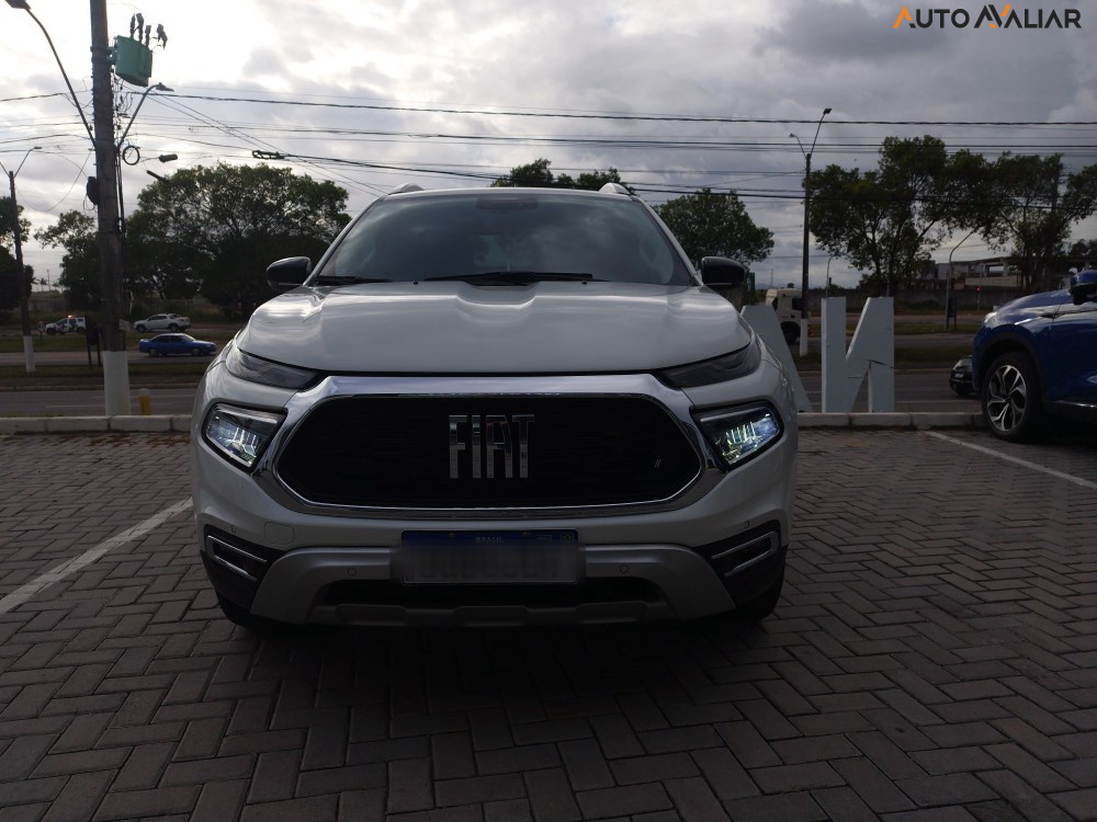 FIAT TORO 2.0 16V TURBO DIESEL VOLCANO 4WD AT9