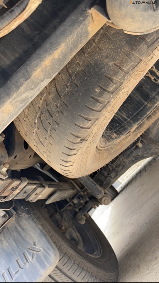 TOYOTA HILUX 2.8 D-4D TURBO DIESEL CD SRX 4X4 AUTOM&Aacute;TICO