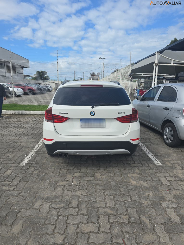 BMW X1 (SDRIVE18I) 2.0 16V