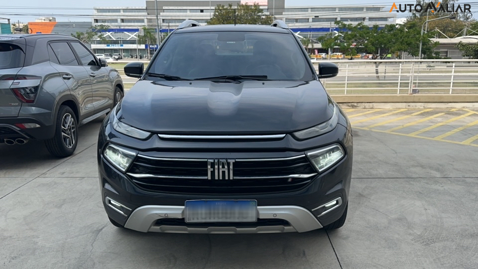 FIAT TORO 2.0 16V TURBO DIESEL VOLCANO 4WD AT9