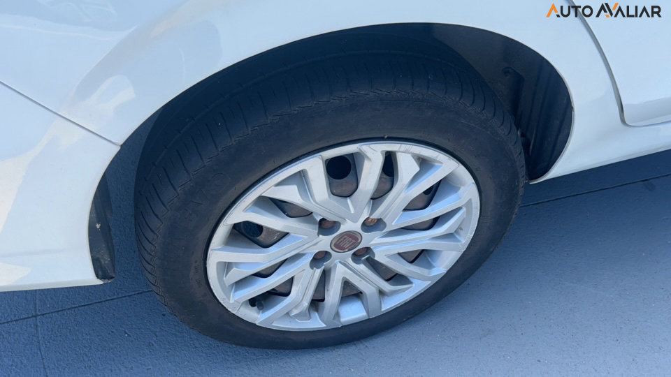 FIAT CRONOS 1.8 E.TORQ FLEX DRIVE AT6