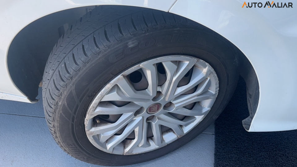 FIAT CRONOS 1.8 E.TORQ FLEX DRIVE AT6