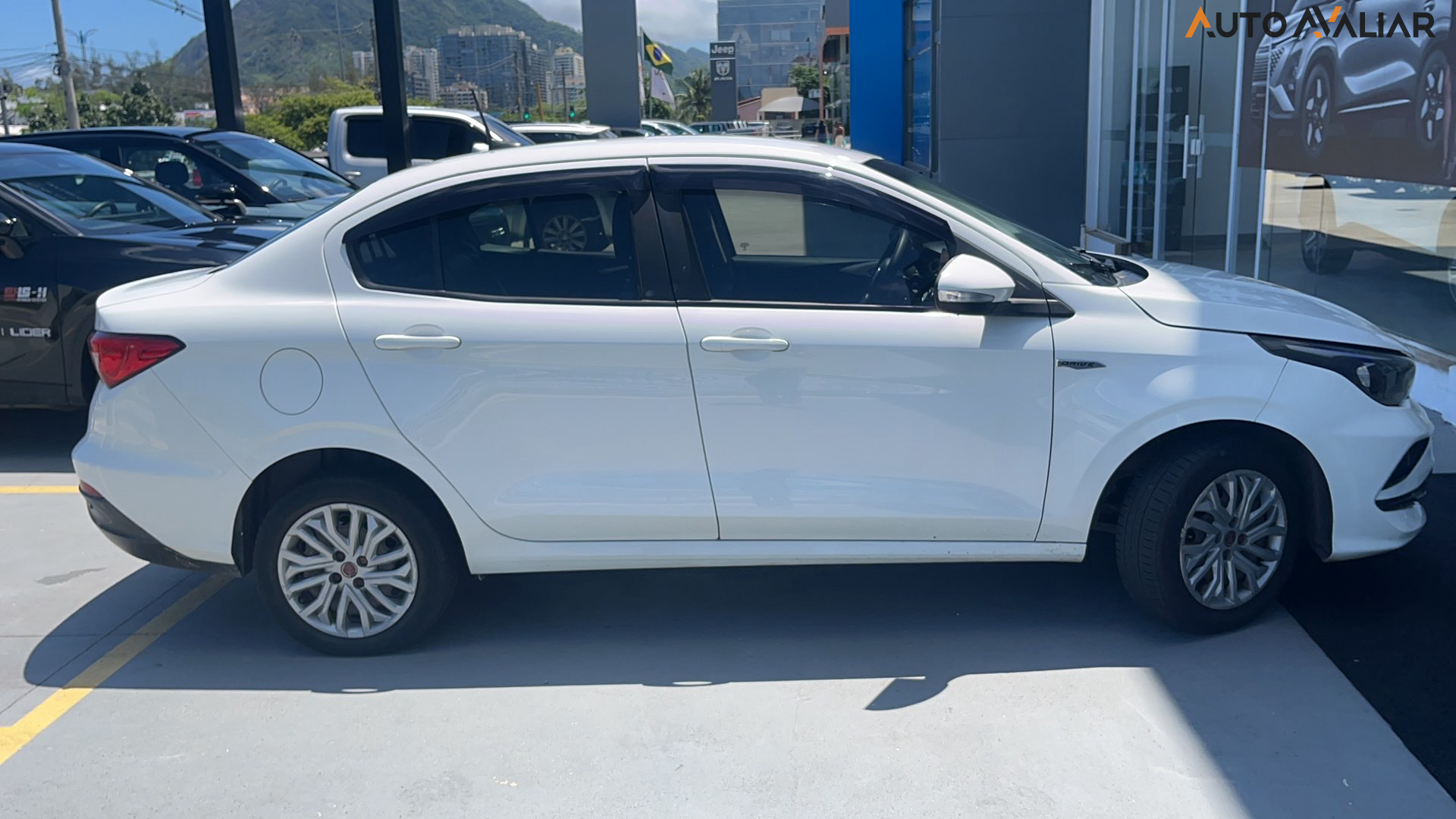 FIAT CRONOS 1.8 E.TORQ FLEX DRIVE AT6