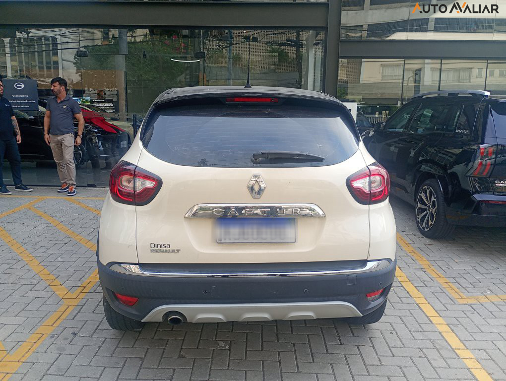 RENAULT CAPTUR 1.6 16V SCE FLEX INTENSE X-TRONIC