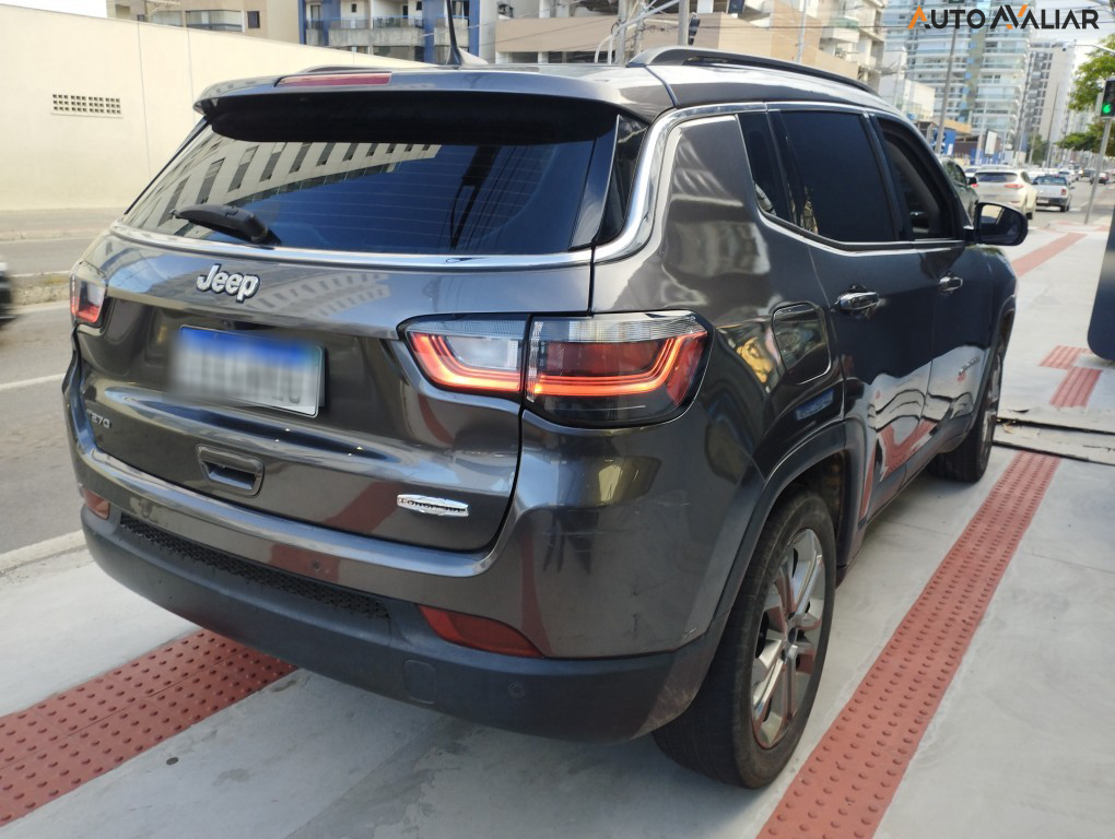 JEEP COMPASS 1.3 T270 TURBO FLEX LONGITUDE AT6