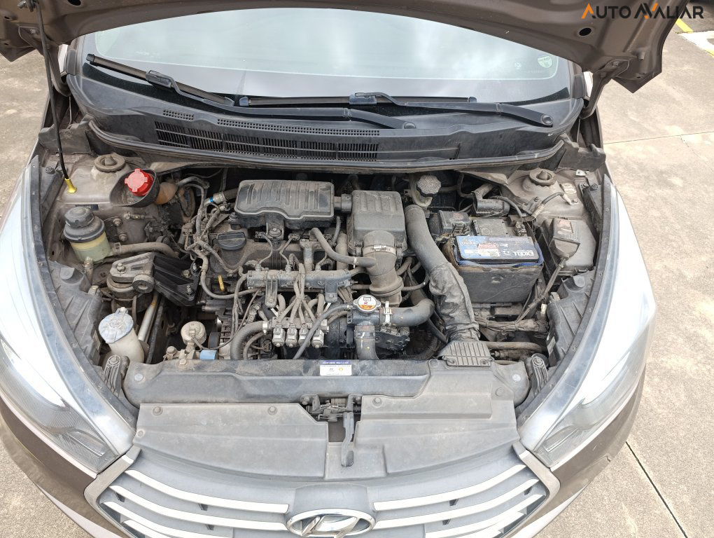 HYUNDAI HB20S 1.0 COMFORT PLUS 12V FLEX 4P MANUAL