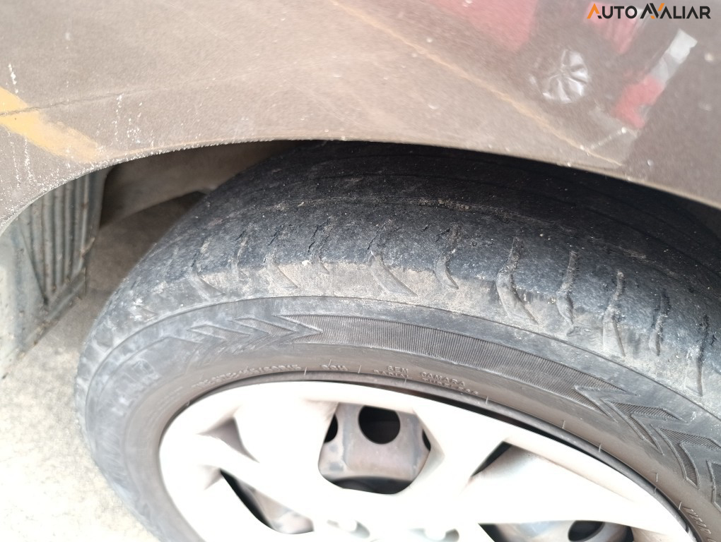 HYUNDAI HB20S 1.0 COMFORT PLUS 12V FLEX 4P MANUAL