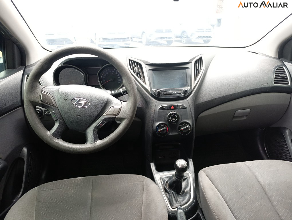 HYUNDAI HB20S 1.0 COMFORT PLUS 12V FLEX 4P MANUAL
