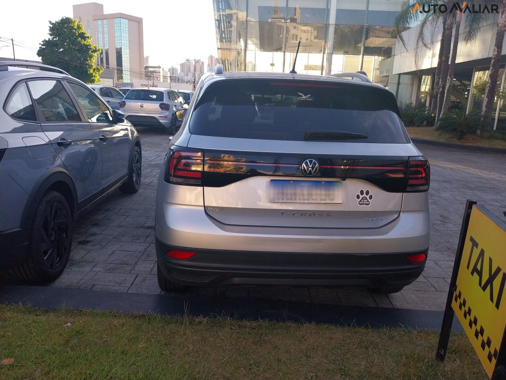 VOLKSWAGEN T-CROSS 1.0 200 TSI TOTAL FLEX SENSE AUTOMÁTICO