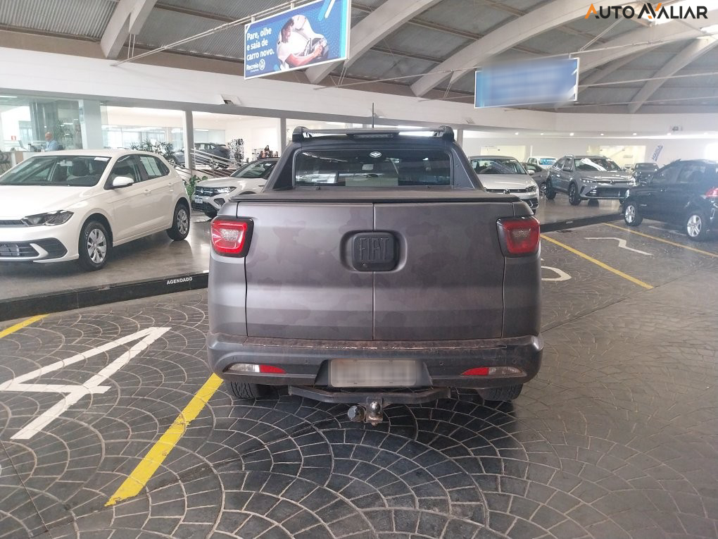 FIAT TORO 2.4 16V MULTIAIR FLEX FREEDOM AT9