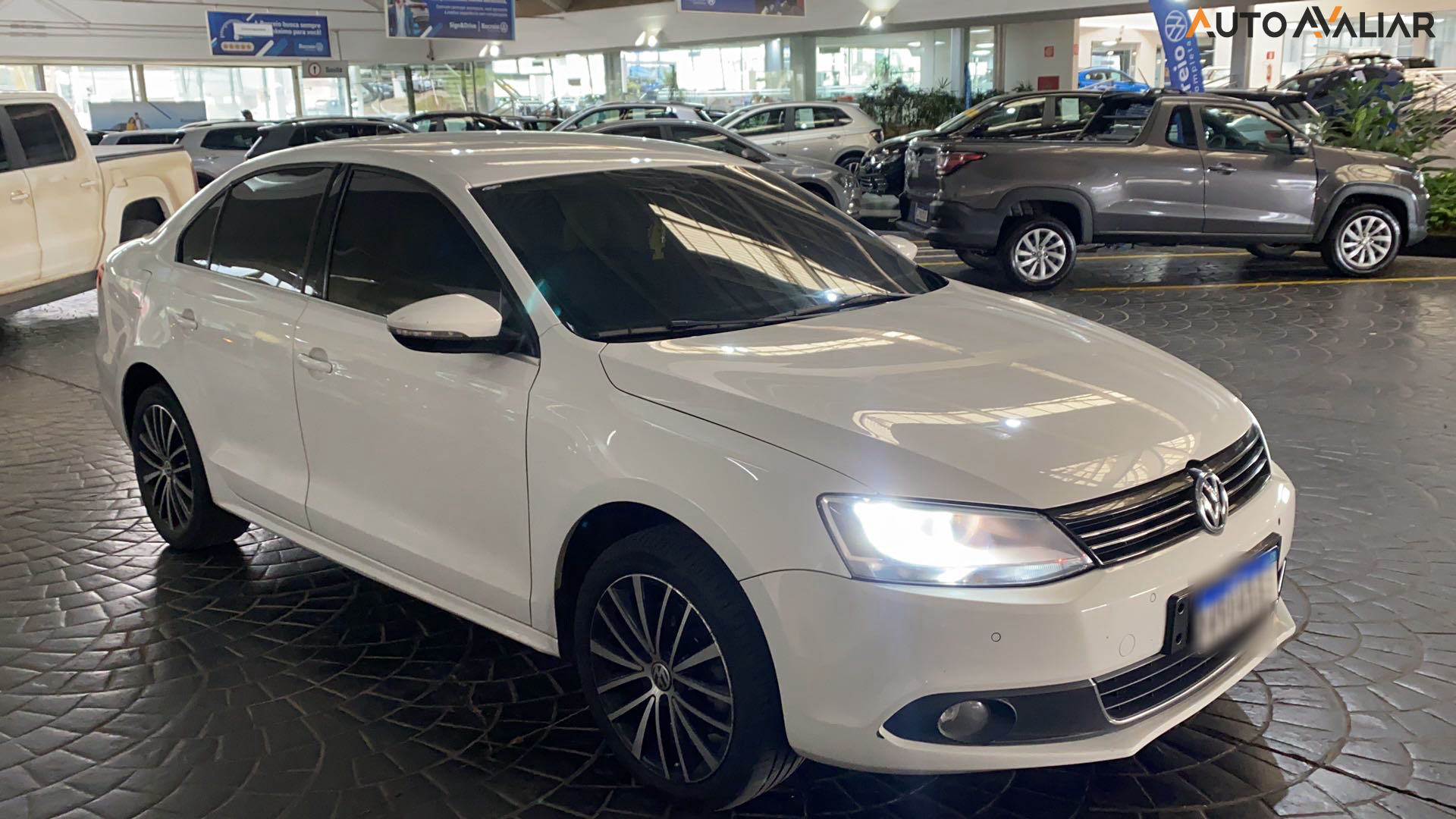VOLKSWAGEN JETTA 2.0 TSI HIGHLINE 200CV GASOLINA 4P TIPTRONIC