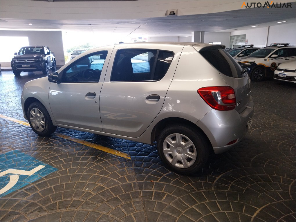RENAULT SANDERO 1.0 AUTHENTIQUE 16V FLEX 4P MANUAL