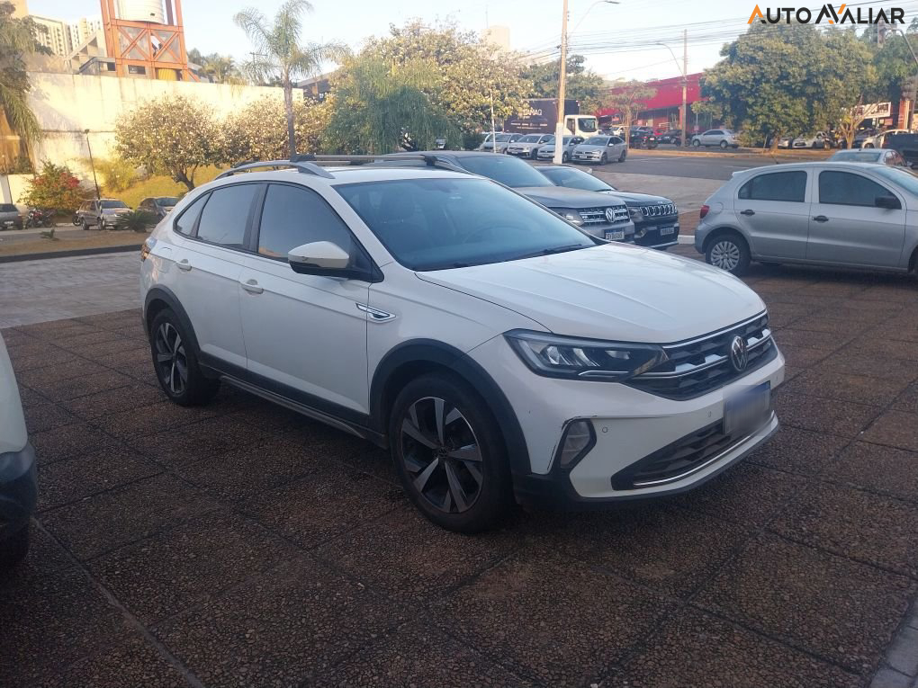 VOLKSWAGEN NIVUS 1.0 200 TSI TOTAL FLEX HIGHLINE AUTOMÁTICO