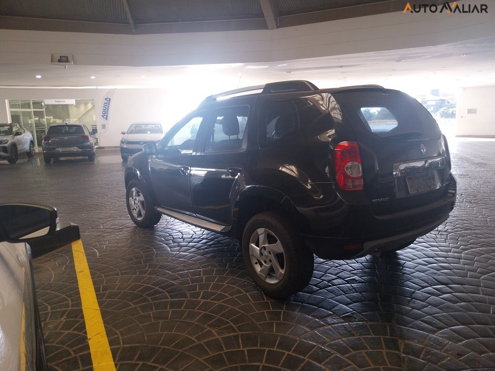 RENAULT DUSTER 2.0 DYNAMIQUE 4X2 16V FLEX 4P AUTOMATICO