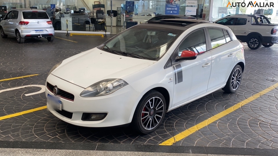 FIAT BRAVO 1.8 SPORTING 16V FLEX 4P AUTOMATIZADO