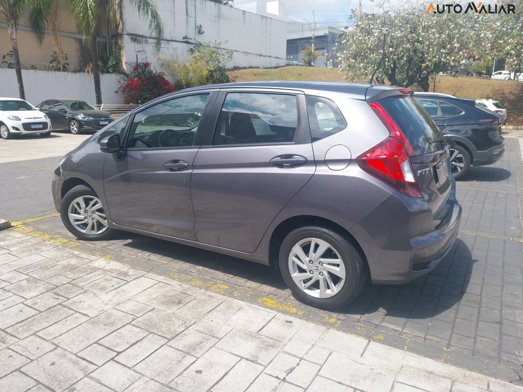 HONDA FIT 1.5 DX 16V FLEX 4P MANUAL