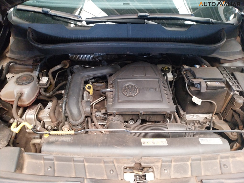 VOLKSWAGEN T-CROSS 1.0 200 TSI TOTAL FLEX COMFORTLINE AUTOM&Aacute;TICO