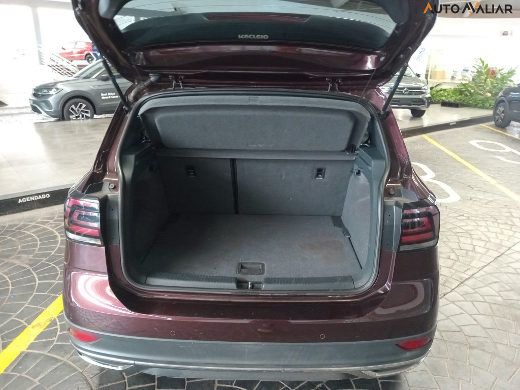 VOLKSWAGEN T-CROSS 1.0 200 TSI TOTAL FLEX COMFORTLINE AUTOMATICO