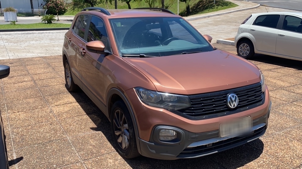 VOLKSWAGEN T-CROSS 1.0 200 TSI TOTAL FLEX AUTOMATICO