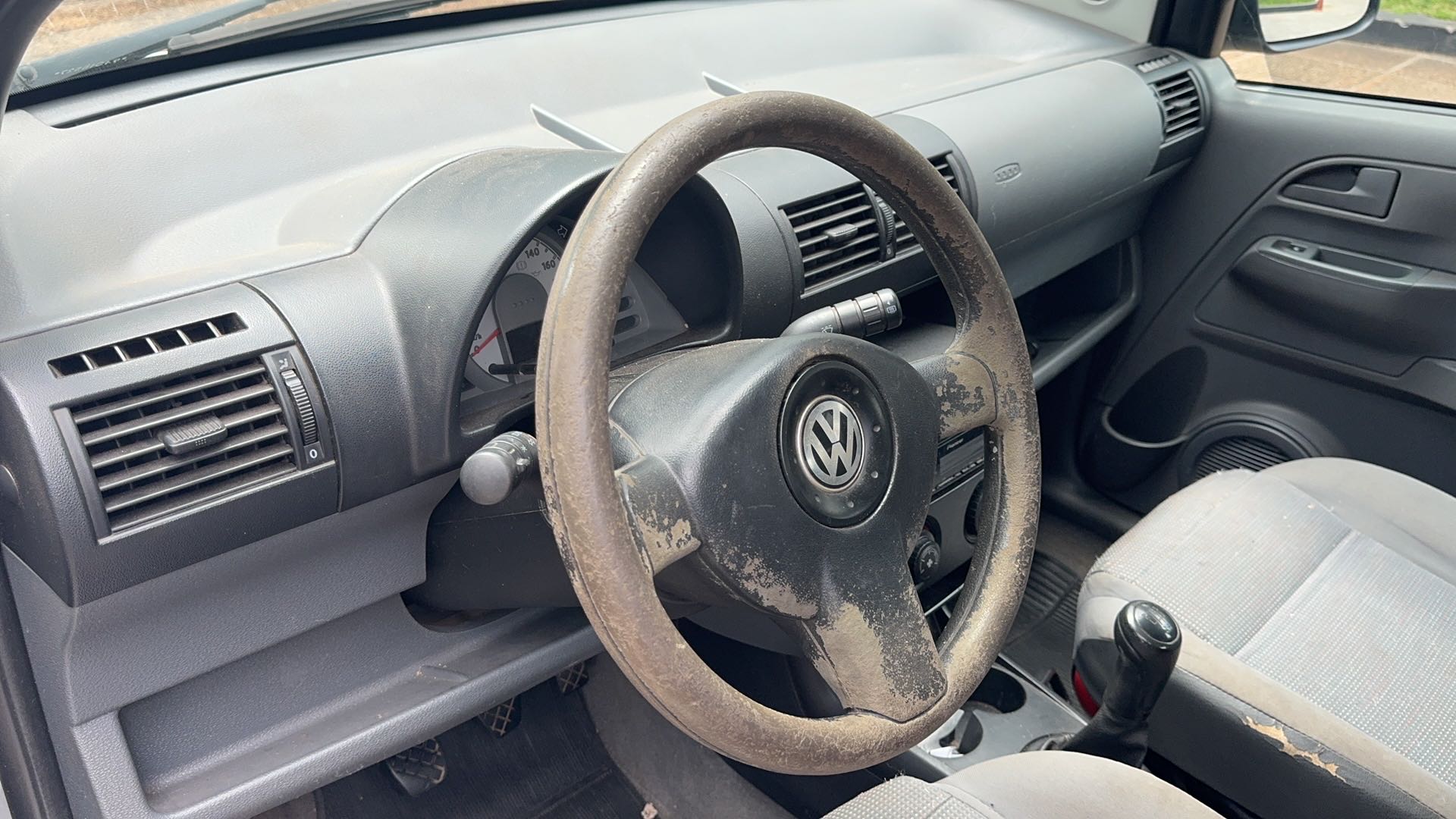 VOLKSWAGEN FOX 1.6 MI 8V FLEX 4P MANUAL