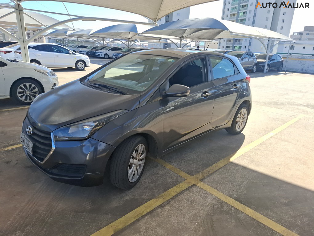 HYUNDAI HB20 1.0 COMFORT PLUS 12V FLEX 4P MANUAL