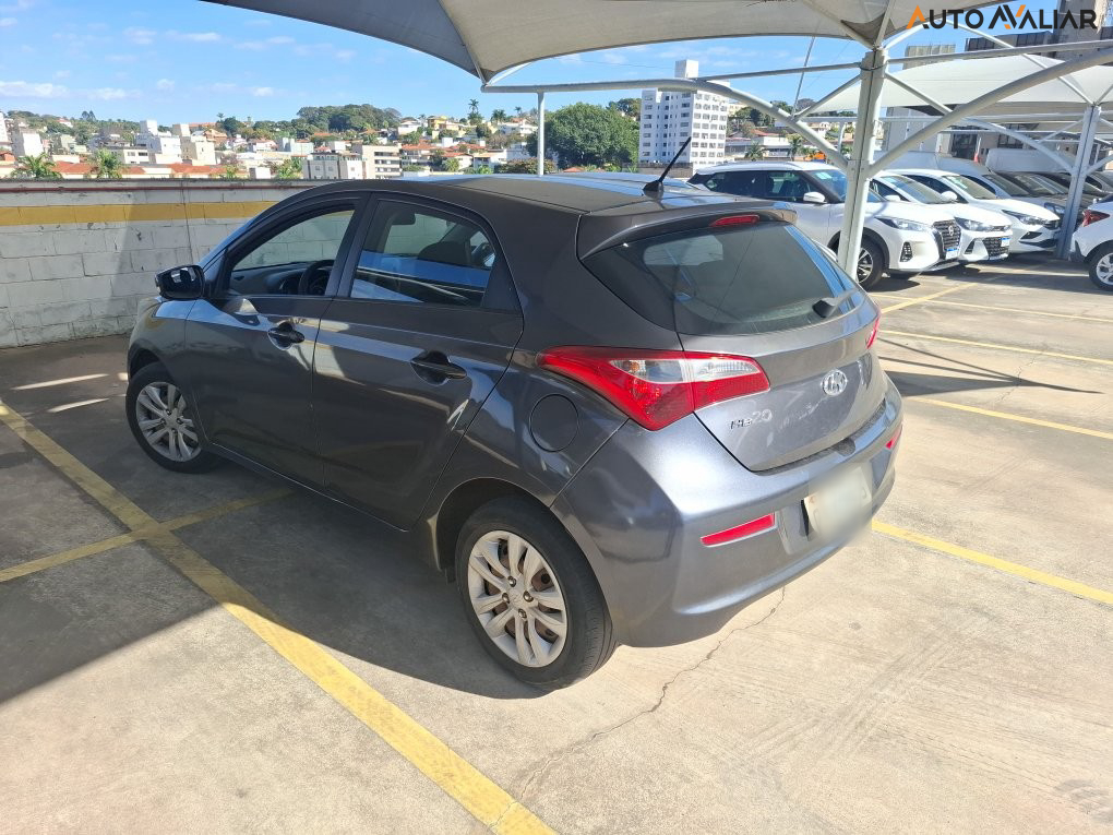 HYUNDAI HB20 1.0 COMFORT PLUS 12V FLEX 4P MANUAL
