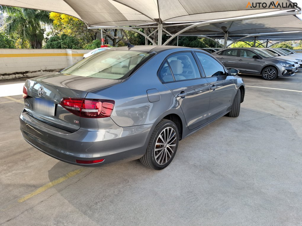VOLKSWAGEN JETTA 1.4 16V TSI COMFORTLINE GASOLINA 4P TIPTRONIC