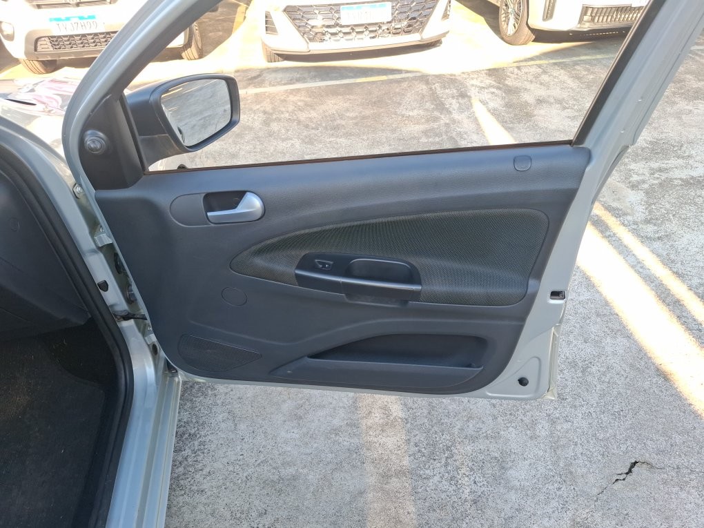 VOLKSWAGEN GOL 1.0 12V MPI TOTALFLEX 4P MANUAL