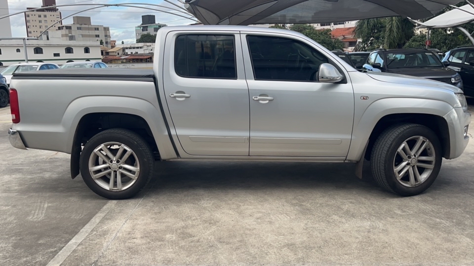 VOLKSWAGEN AMAROK 2.0 4X4 CD 16V TURBO INTERCOOLER DIESEL 4P MANUAL