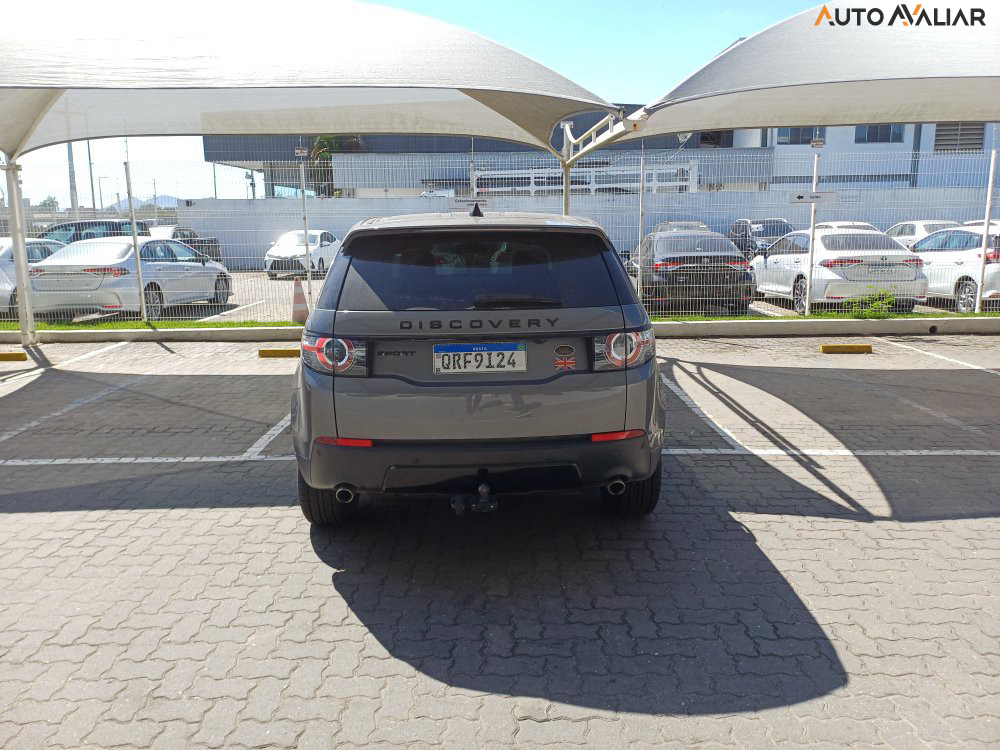 LAND ROVER DISCOVERY SPORT 2.0 D180 TURBO DIESEL SE AUTOMÁTICO