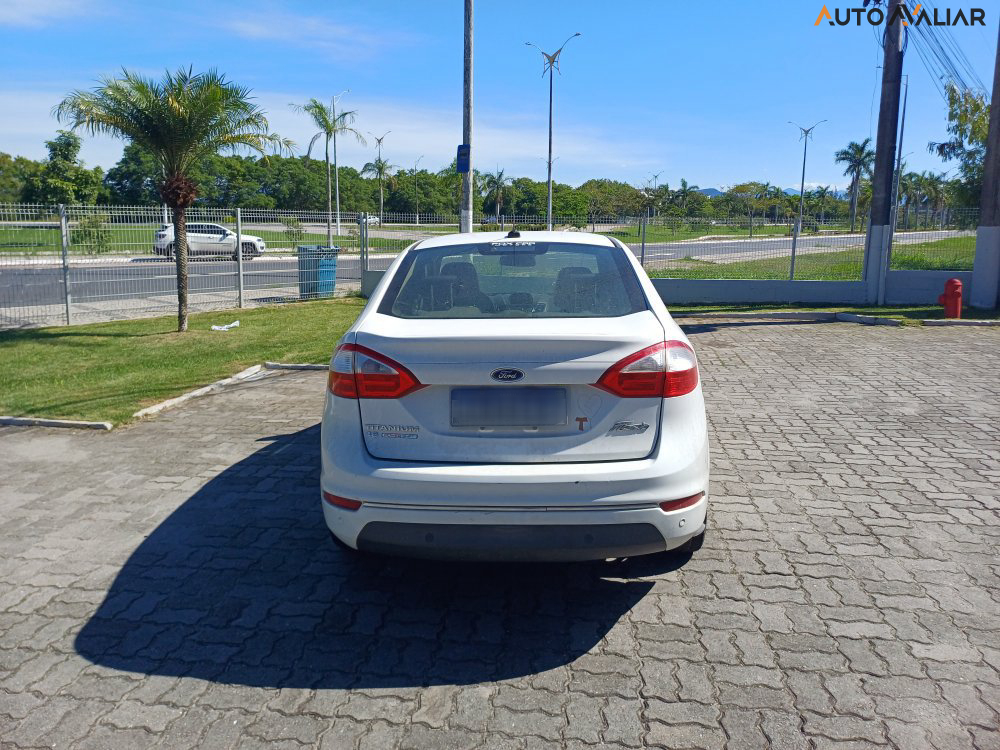 FORD FIESTA 1.6 TITANIUM SEDAN 16V FLEX 4P POWERSHIFT