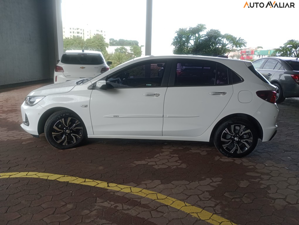 CHEVROLET ONIX 1.0 TURBO FLEX PREMIER AUTOMATICO