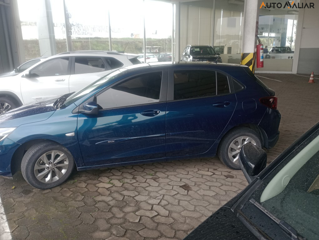 CHEVROLET ONIX 1.0 FLEX LT MANUAL