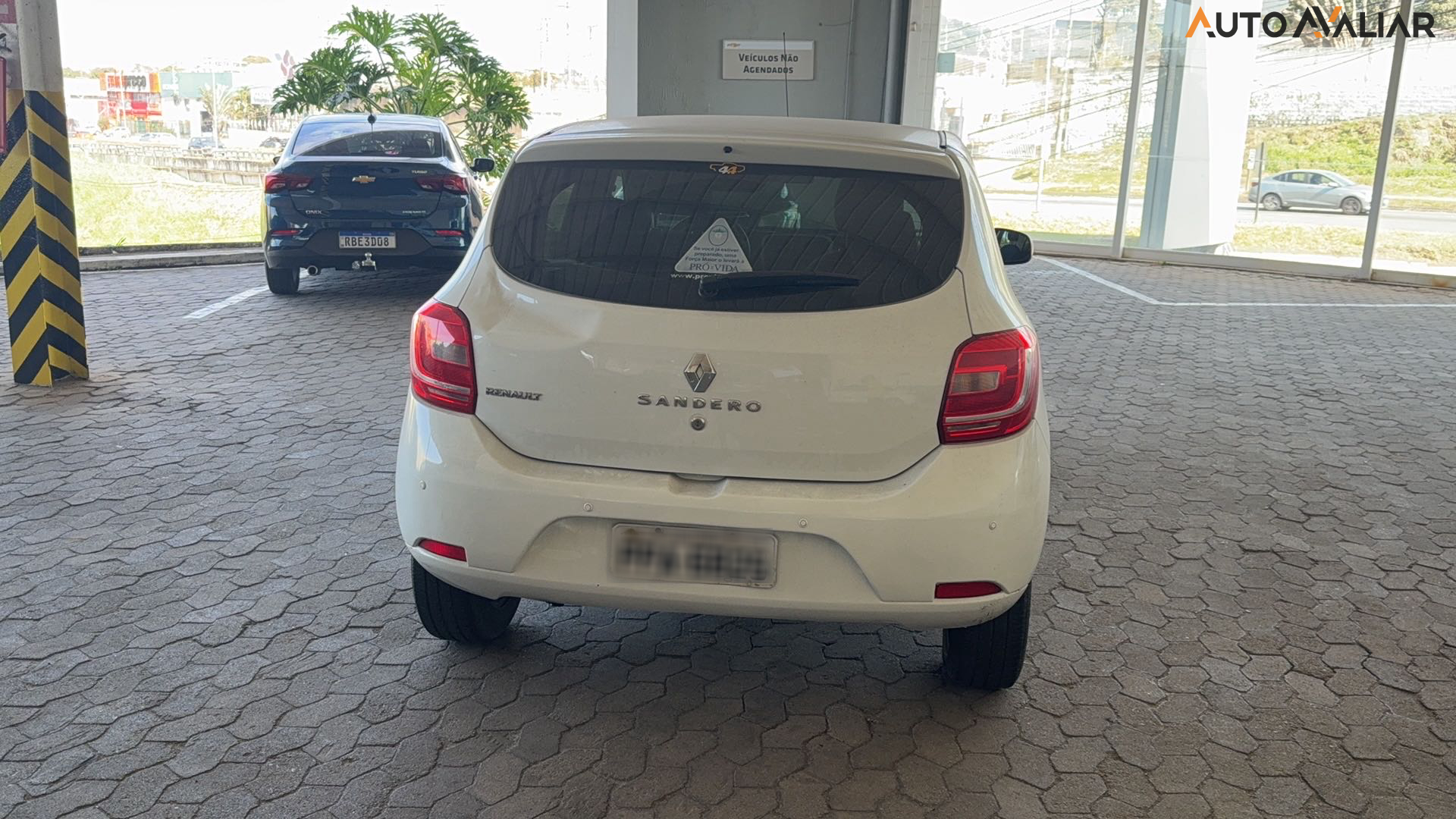 RENAULT SANDERO 1.0 EXPRESSION 16V FLEX 4P MANUAL