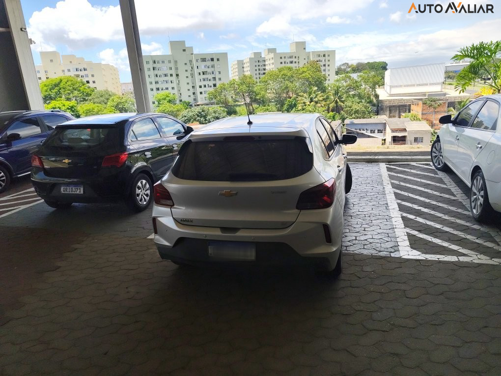 CHEVROLET ONIX 1.0 TURBO FLEX LT MANUAL