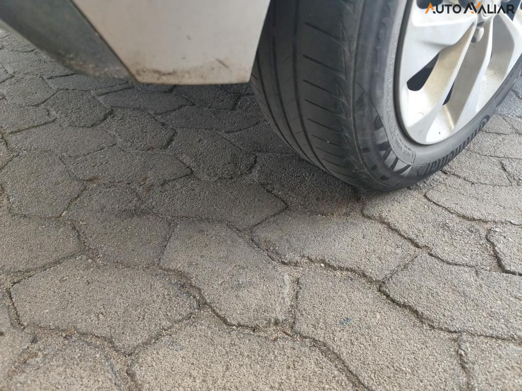 CHEVROLET ONIX 1.0 TURBO FLEX LT MANUAL