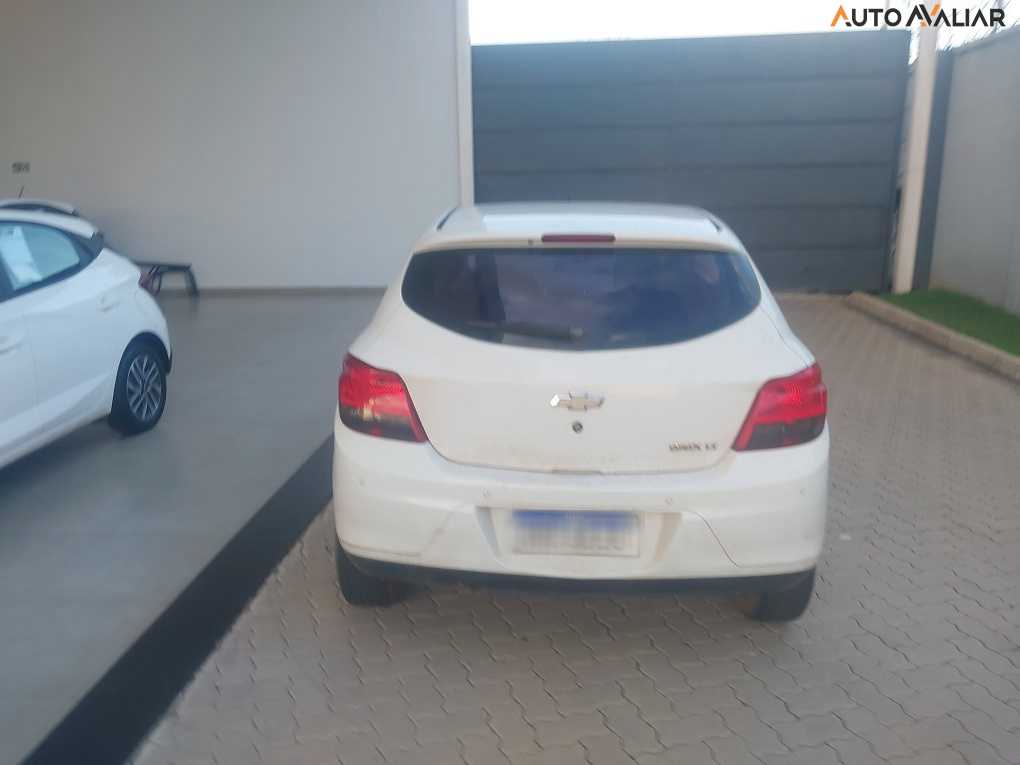 CHEVROLET ONIX 1.4 MPFI LT 8V FLEX 4P MANUAL