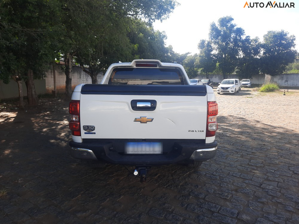 CHEVROLET S10 2.8 16V TURBO DIESEL HIGH COUNTRY CD 4X4 AUTOMÁTICO