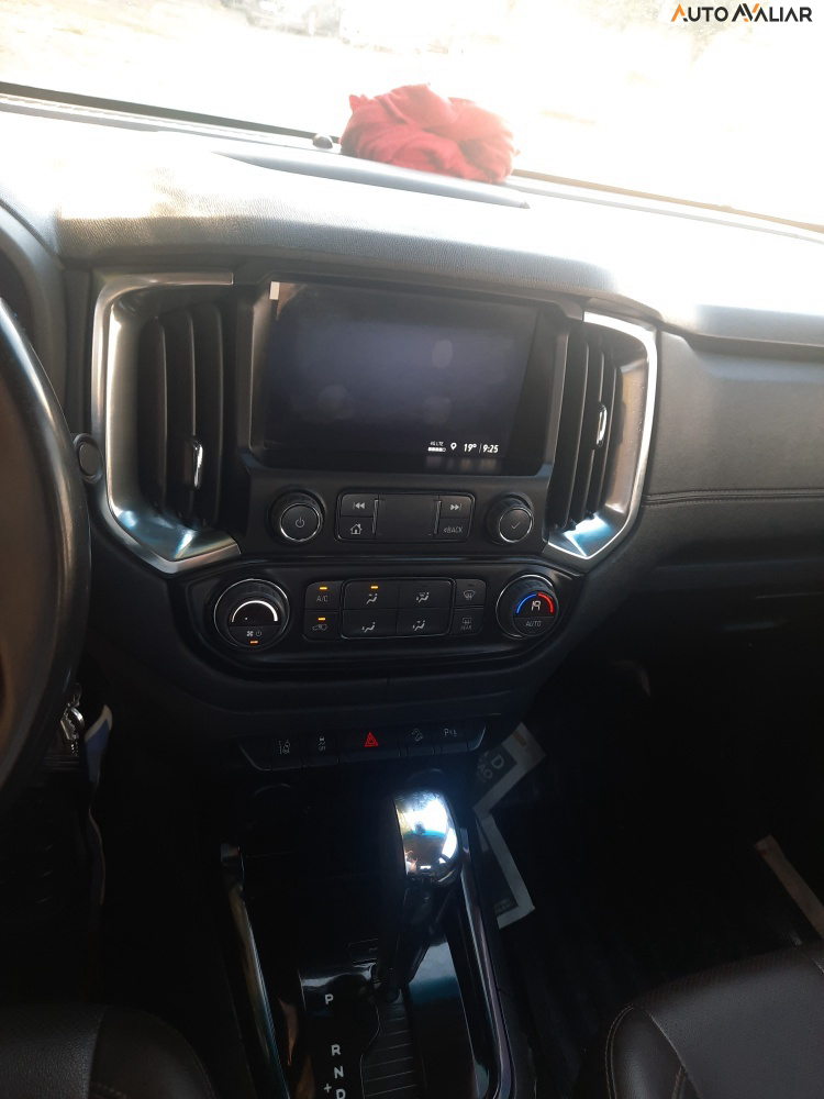 CHEVROLET S10 2.8 16V TURBO DIESEL HIGH COUNTRY CD 4X4 AUTOMÁTICO