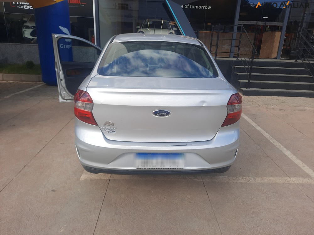 FORD KA 1.5 TI-VCT FLEX SE SEDAN MANUAL