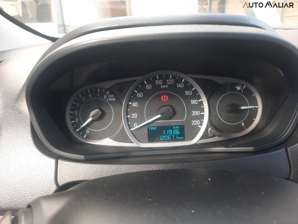FORD KA 1.5 TI-VCT FLEX SE SEDAN MANUAL