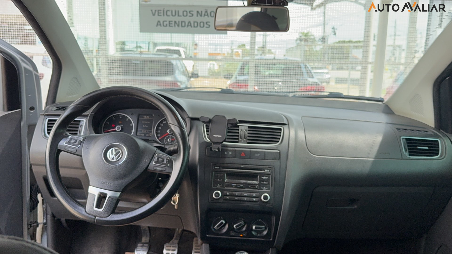 VOLKSWAGEN CROSSFOX 1.6 MI FLEX 8V 4P MANUAL