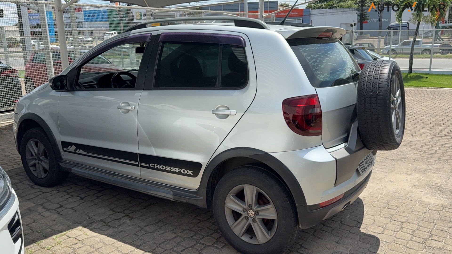 VOLKSWAGEN CROSSFOX 1.6 MI FLEX 8V 4P MANUAL
