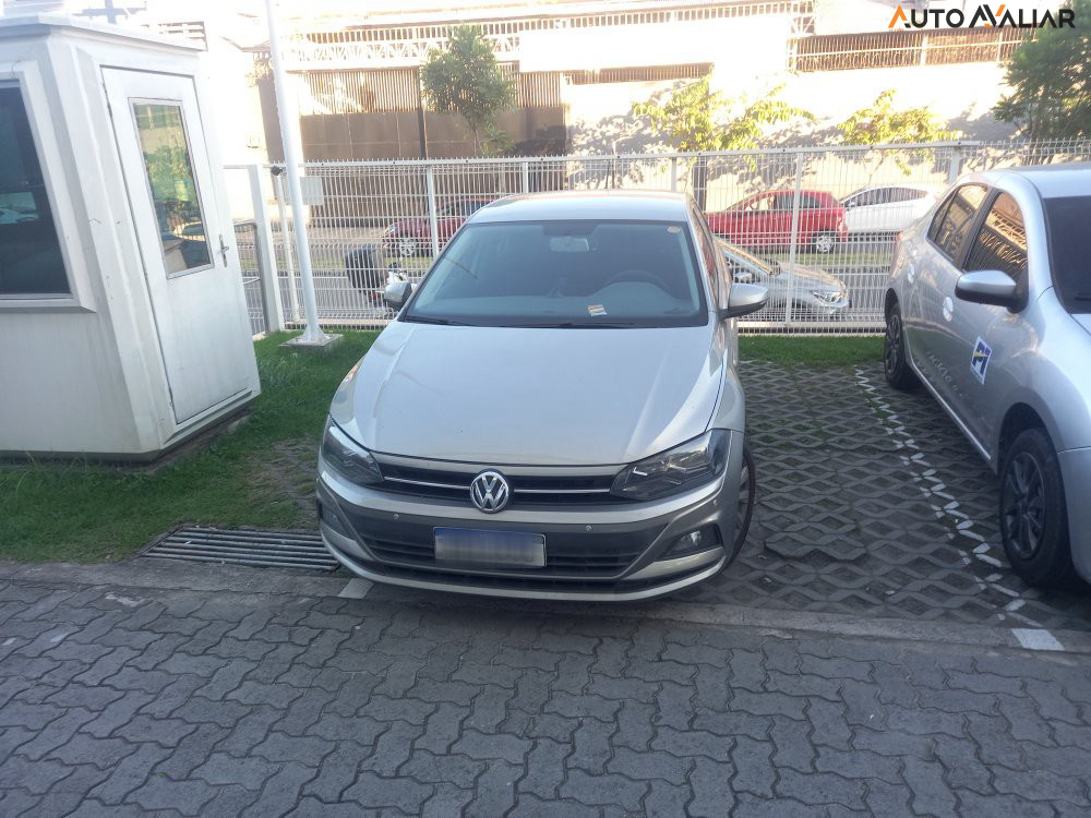 VOLKSWAGEN VIRTUS 1.0 200 TSI COMFORTLINE AUTOMÁTICO