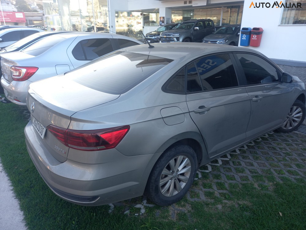 VOLKSWAGEN VIRTUS 1.0 200 TSI COMFORTLINE AUTOMÁTICO