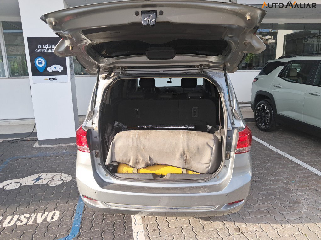 CHEVROLET SPIN 1.8 PREMIER 8V FLEX 4P AUTOMATICO