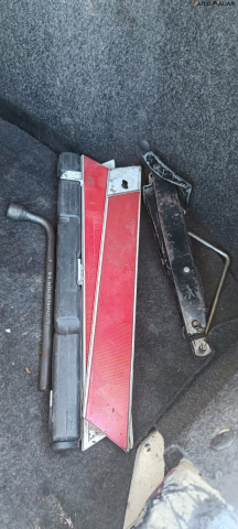 VOLKSWAGEN VOYAGE 1.6 MI COMFORTLINE 8V FLEX 4P MANUAL