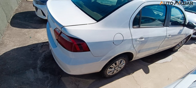 VOLKSWAGEN VOYAGE 1.6 MI COMFORTLINE 8V FLEX 4P MANUAL